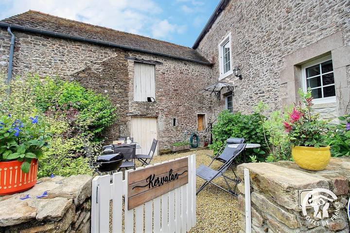 Gîte pour 2 personnes, avec Jardin à Plouër-sur-Rance - 2