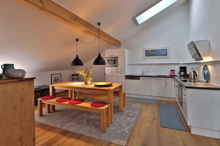 Ferienwohnung für 4 Personen, mit Balkon und Garten