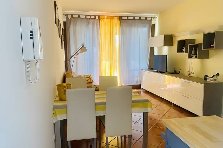 Ferienwohnung für 5 Personen, mit Balkon und Garten sowie Seeblick in Verona Provinz - 4