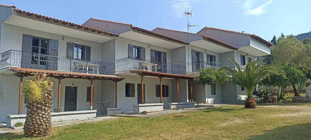 Ferienhaus für 3 Personen, mit Ausblick und Garten - 1