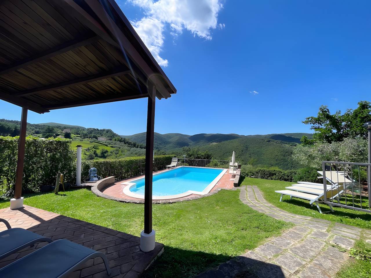 Holiday Home 'Al Settimo Cielo' with Hill Views, Private Terrace, Wi-Fi, Ac (up to 6 guests) in Chianni, Etruscan Coast