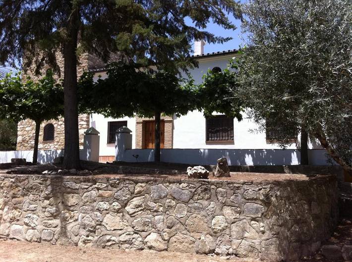Casa de vacaciones para 12 personas, con jardín además de vistas y piscina, Se admiten mascotas en Serranía de Ronda - 4