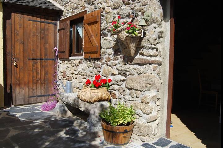 Location de vacances pour 4 personnes, avec jardin à Dorres - 2