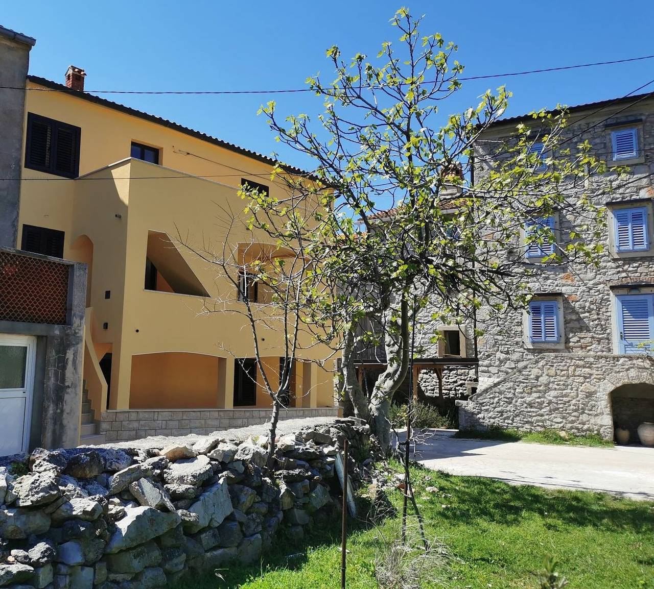 Ganze Wohnung, Ferienwohnung in Stivan mit Terrasse, Klimaanlage, W-Lan (920-2) in Martinscica, Cres