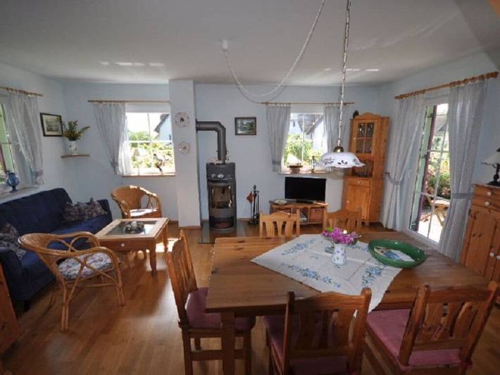 Ferienhaus für 3 Personen, mit Terrasse und Garten in Putgarten - 3