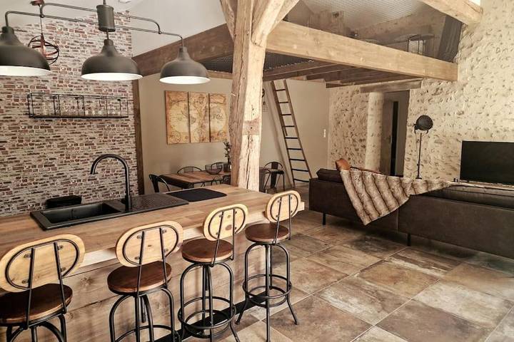 Location de vacances pour 6 personnes, avec Terrasse et Jardin à Nouaillé-Maupertuis