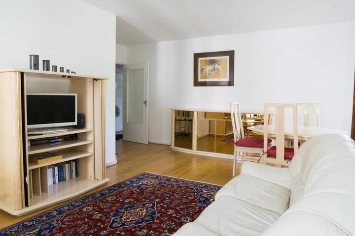 Gîte pour 4 personnes, avec terrasse et vue à Le Chesnay - 2