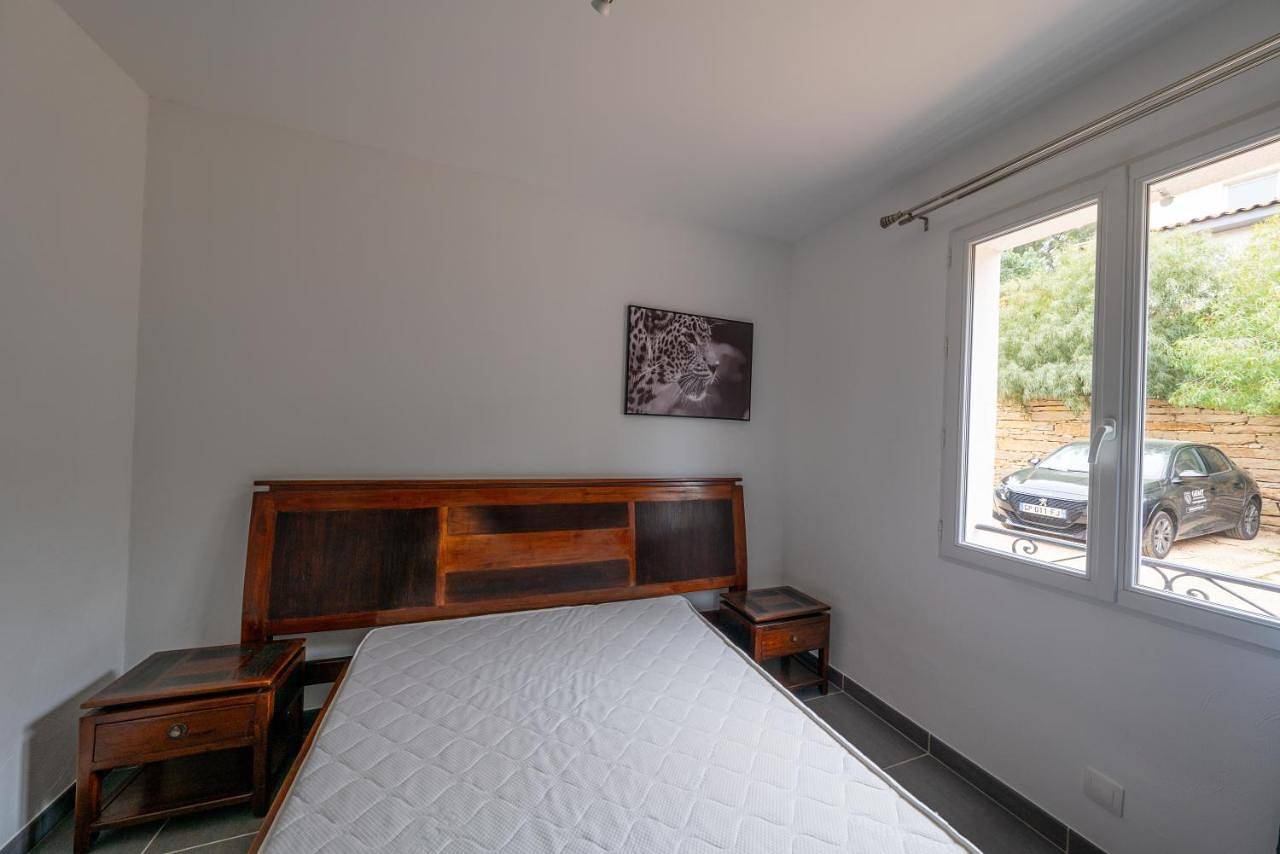 Appartement entier, Deluxe Double Room in Ollioules, Côte méditerranéenne (France)