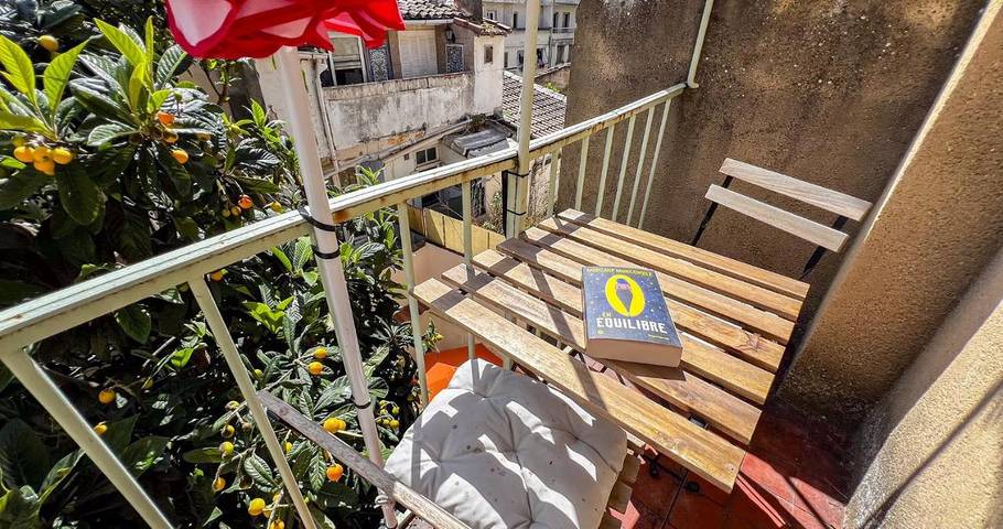 Gîte pour 2 personnes, avec balcon et vue dans Office De Tourisme D Avignon - 4