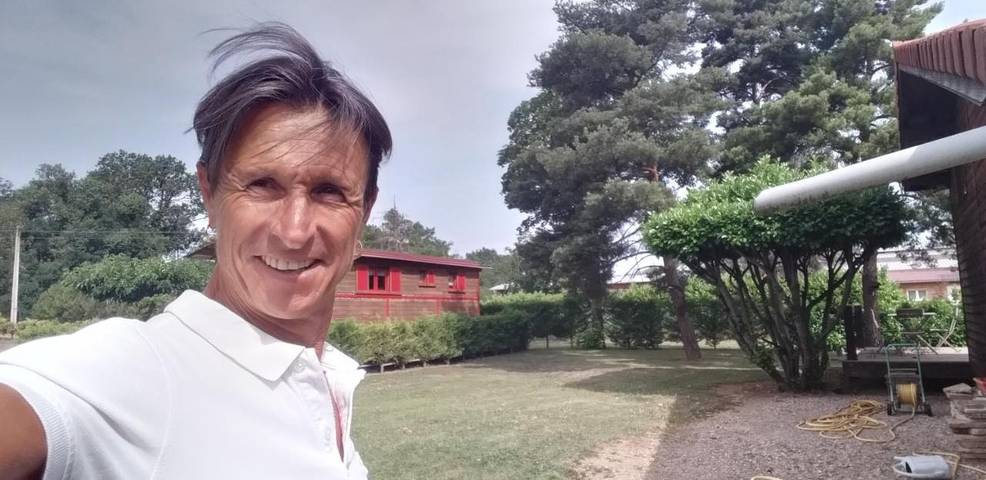 Location de vacances pour 4 personnes, avec Balcon ainsi que Terrasse et Vue à Chazey-sur-Ain