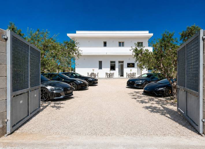 Hel studio-lejlighed, Marea Studio with Shared Garden, Kitchen, Wi-Fi & Air Conditioning in Boncore, Taranto-bugten