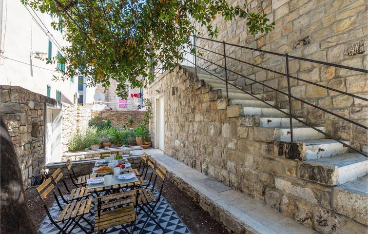 Location de vacances pour 8 personnes, avec terrasse et sauna à Split - 4