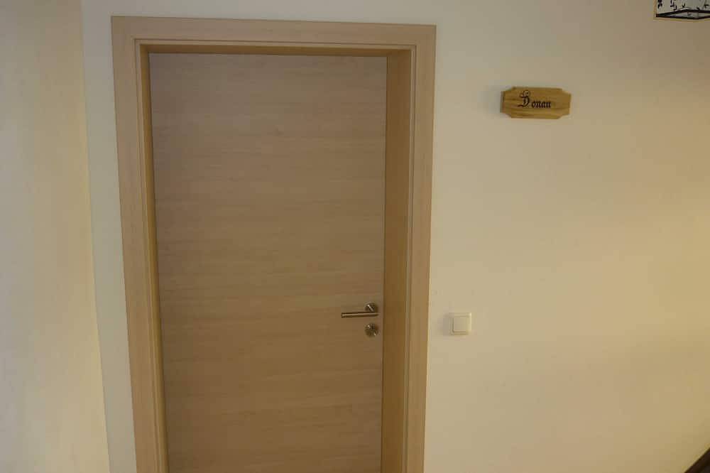 Ganze Wohnung, Ferienwohnung Donau - Ferienwohnungen beim Hotel zur Post, Erlau in Obernzell, Ostbayern