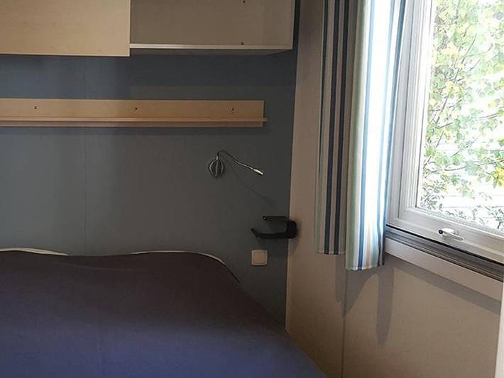 La Touesse Camping - Mobilhome 2 personnes - Cahita 17m² - 1 chambre + terrasse couverte in Saint-Lunaire, Région de Saint-Malo
