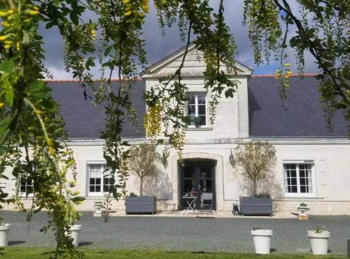 Location de vacances pour 2 personnes, avec Terrasse et Vue à La Ménitré