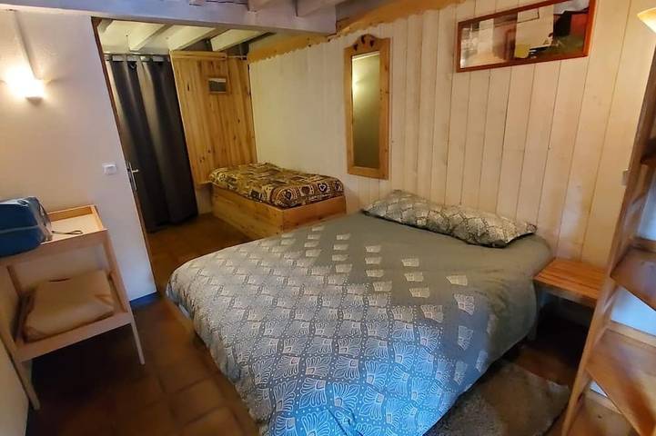 Location de vacances pour 13 personnes, avec jardin à Fontrabiouse - 3