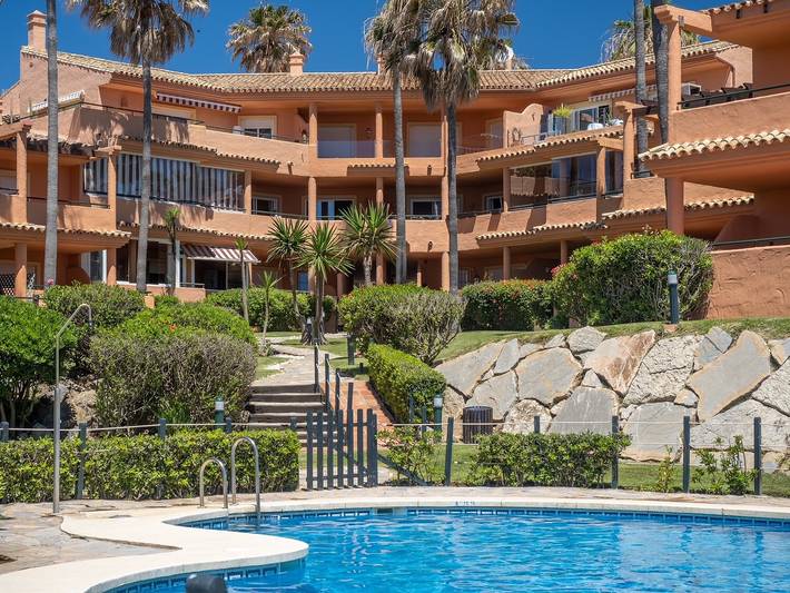 Apartamento entero, Oferta de invierno: solo 110 € por día in Buenas Noches, Estepona