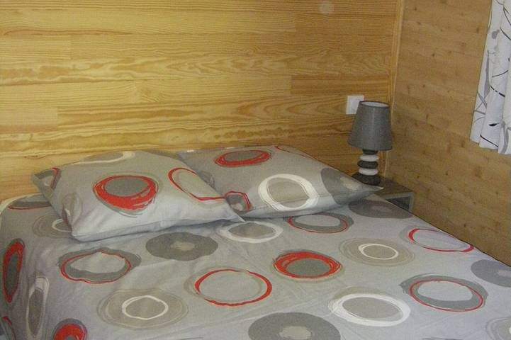 Gîte pour 4 personnes, avec terrasse ainsi que jacuzzi et jardin à Saint-André-d'Embrun - 3