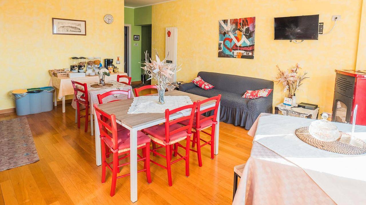 Twin Room with Private External Bathroom in Orvieto, Province de Terni