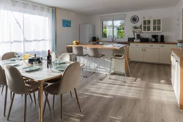 Gîte pour 6 personnes, avec terrasse et jardin, animaux acceptés dans Plage de Tréompan