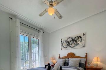 Bungalow para 4 Personas en Orihuela, Costa Blanca, Foto 1