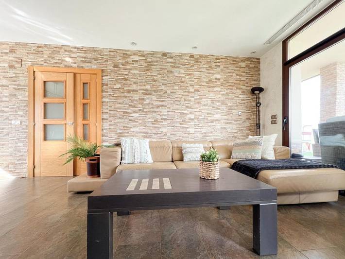 Casa de vacaciones para 12 personas, con jacuzzi además de piscina y jardín - 1