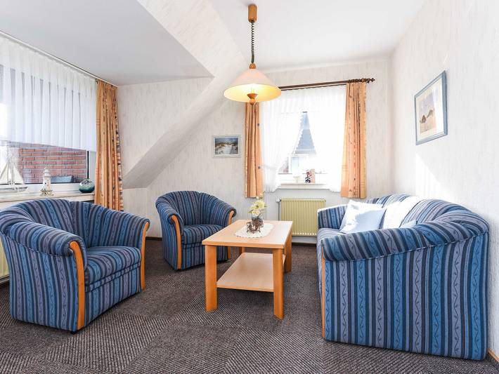 Ferienwohnung für 4 Personen, mit Sauna und Terrasse sowie Garten in Neuharlingersiel - 2