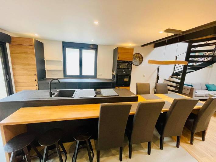 Location de vacances pour 4 personnes, avec Jacuzzi ainsi que Terrasse et Jardin à Gelos - 3