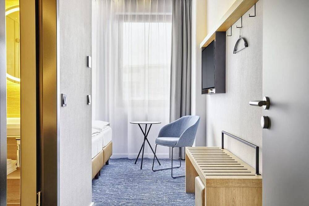 Appartamento intero, H2 Hotel Düsseldorf Seestern per Sunday Camera Doppia in Düsseldorf, Dusseldorf e dintorni