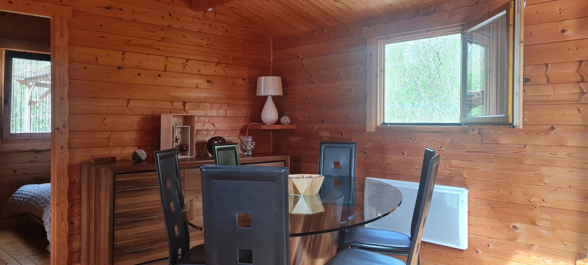 Chalet du Parc Montréal in Aube