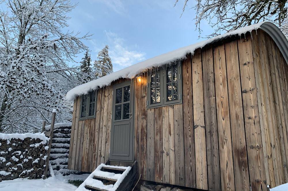 Shepherd’s Hut - Ideal for Couples - Near Morzine in Seytroux, Thonon-les-Bains und Umgebung