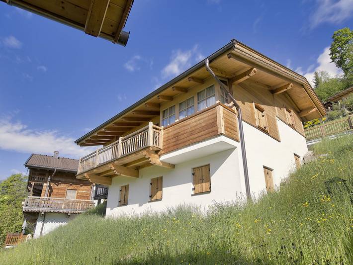 Chalet für 9 Personen, mit Balkon und Sauna sowie Pool, kinderfreundlich in Wald im Pinzgau - 2