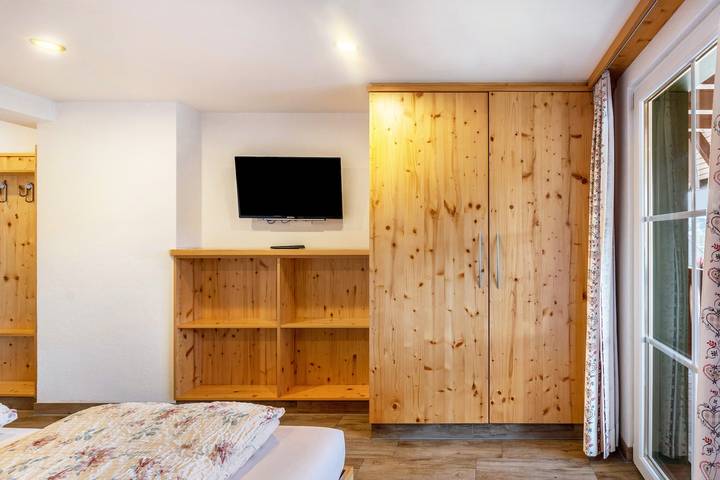 Ferienwohnung für 2 Personen, mit Balkon und Sauna sowie Garten in Grafenhausen - 2