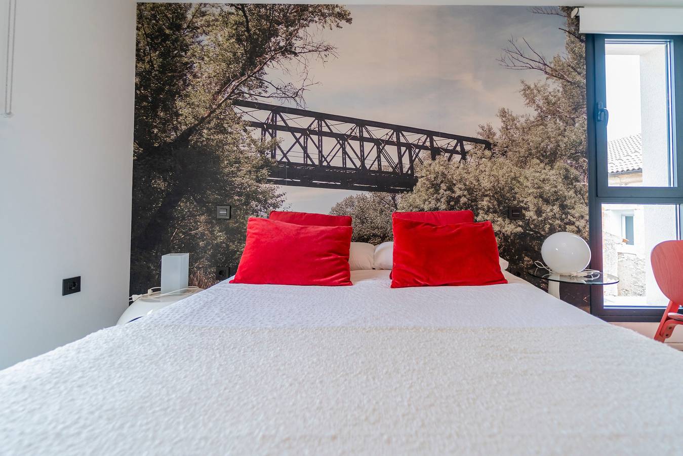 Landelijk Huis 'Los Puentes': Bubbelbad, Tuin & Barbecue nabij Bardenas Reales, foto 8