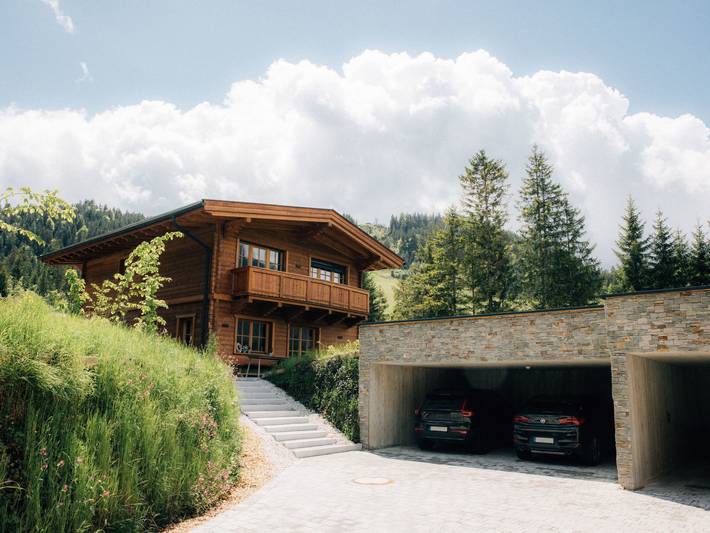 Ferienhaus für 6 Personen, mit Balkon und Terrasse sowie Garten und Sauna in Innsbruck und Umgebung