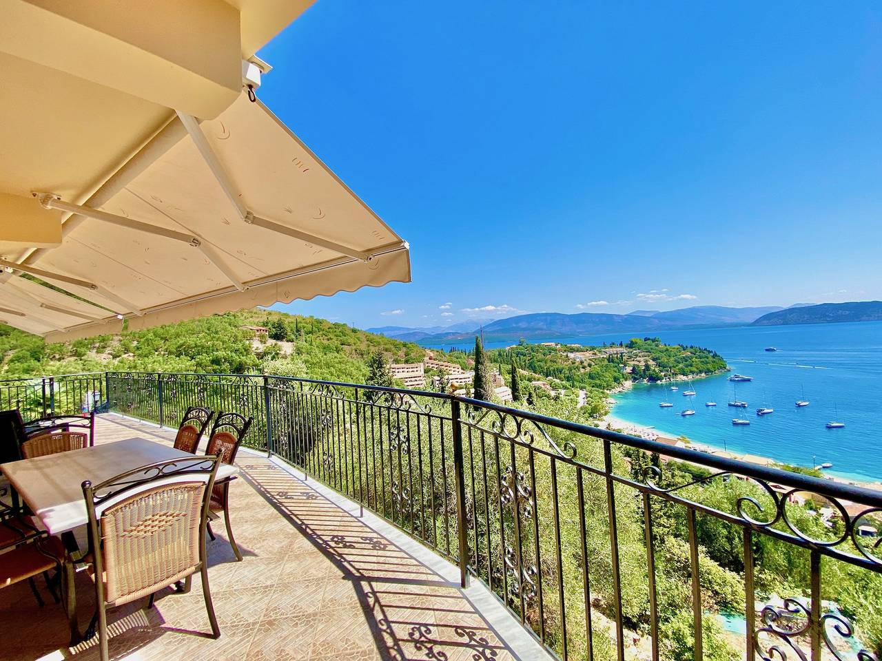 Villa Eleni Kalami with private pool in Καλάμι, Κέρκυρα