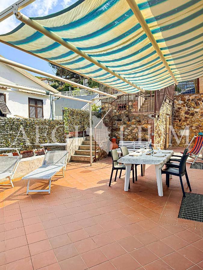 Ferienhaus für 7 Personen, mit Terrasse und Ausblick, mit Haustier auf Isola del Giglio