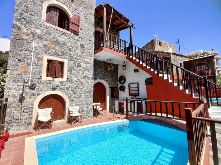 Location de vacances pour 4 personnes, avec terrasse et piscine dans Elounda - 2