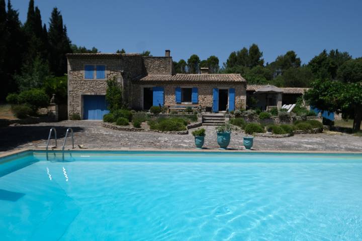 Ferienhaus für 9 Personen, mit Garten und Pool - 1