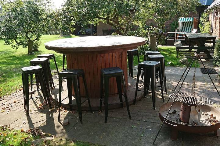 Ferienhaus für 12 Personen, mit Terrasse und Garten