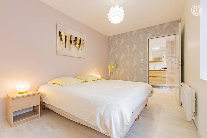 Location de vacances pour 6 personnes, avec balcon à Hurigny - 2