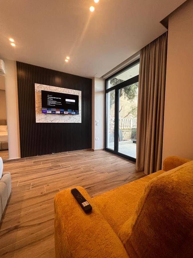 Maison d’hôte pour 4 personnes, avec terrasse ainsi que vue et jardin