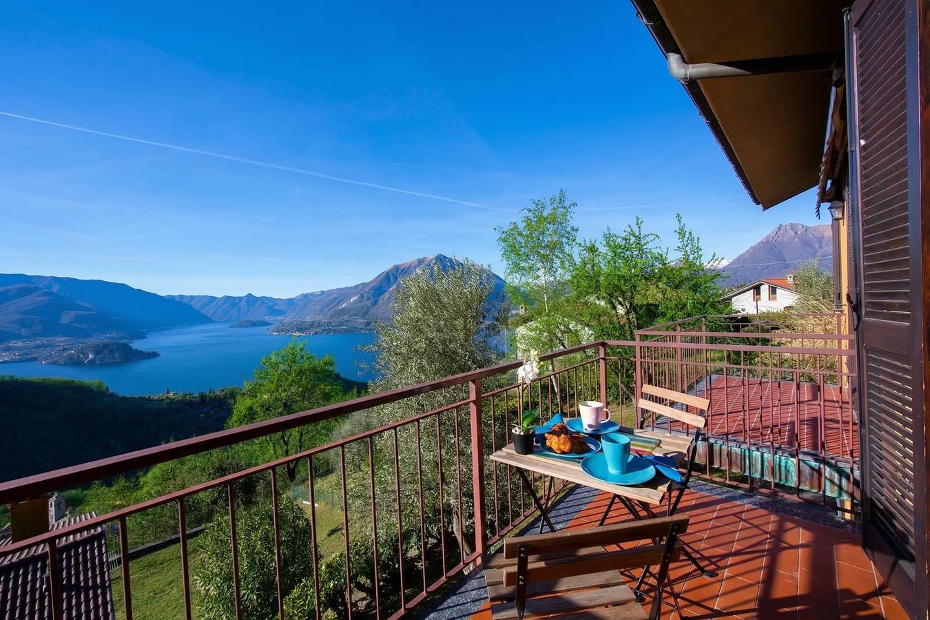 Entire apartment, Balcone di Perledo in Perledo, Comune di Perledo