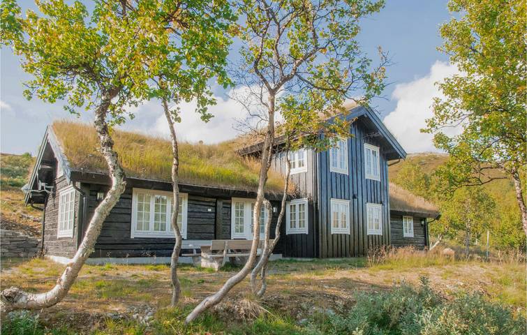 Ferienhaus für 8 Personen, mit Terrasse und Garten sowie Sauna und Seeblick