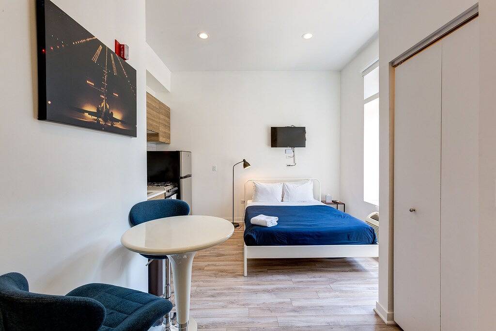 Cabin 106 by 747 Lofts in Chicago, Cook County