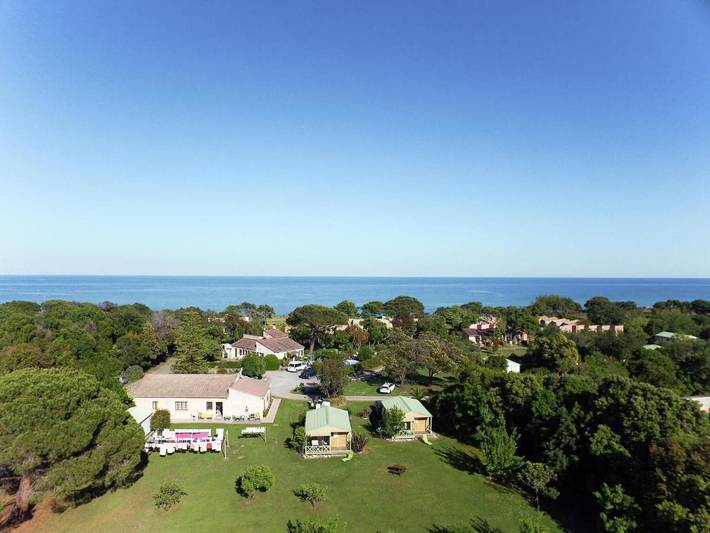 Location de vacances pour 4 personnes, avec jardin à Talasani