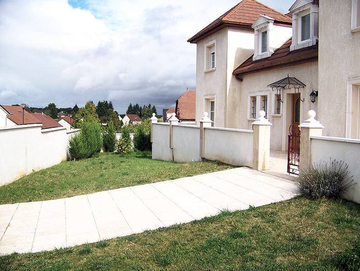 Villa pour 10 personnes, avec jardin et terrasse en Bourgogne - 2