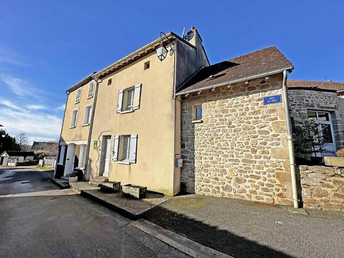 Location de vacances pour 4 personnes, avec jardin à Dompierre-les-Églises