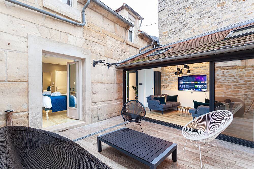Entire apartment, Suites place Verspuy in Chantilly, Oise