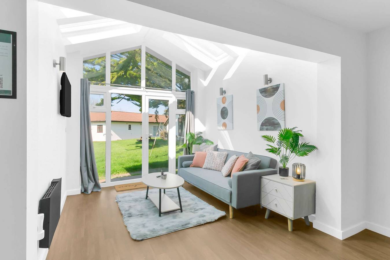 Lovely 2Br Holiday Chalet Near Sidmouth - Sleeps 5 in Branscombe, Jurassic Coast